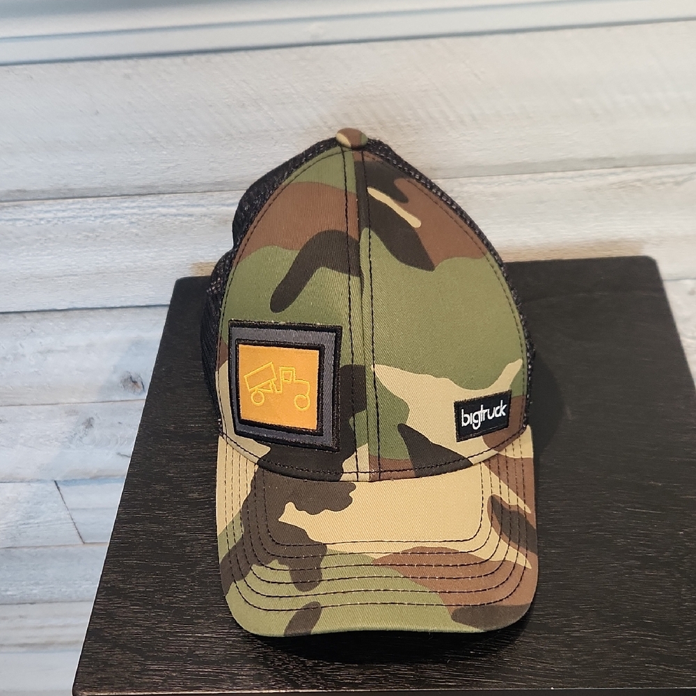 Big Truck Camo Sz 58cm Men's Adjustable Hat